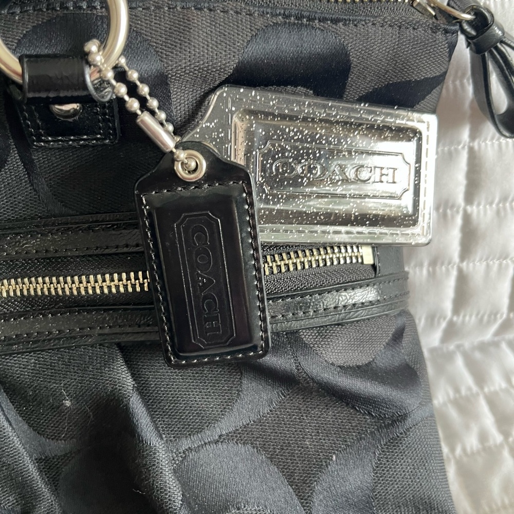 Coach Black Signature Poppy Hearts Glam Bag - Picture 5 of 14